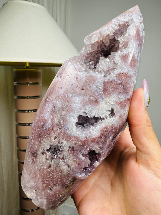 Berry Pink Amethyst Flame