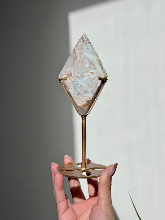 Flower Agate Diamond on Gold Stand