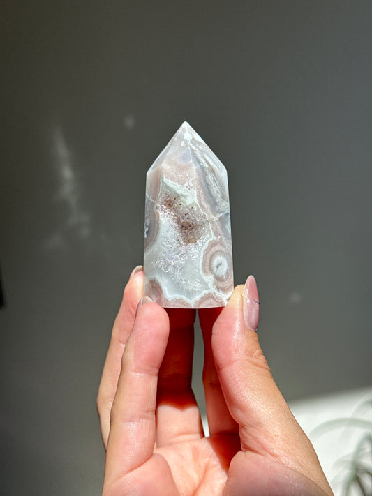 Flower Agate Tower 005-23