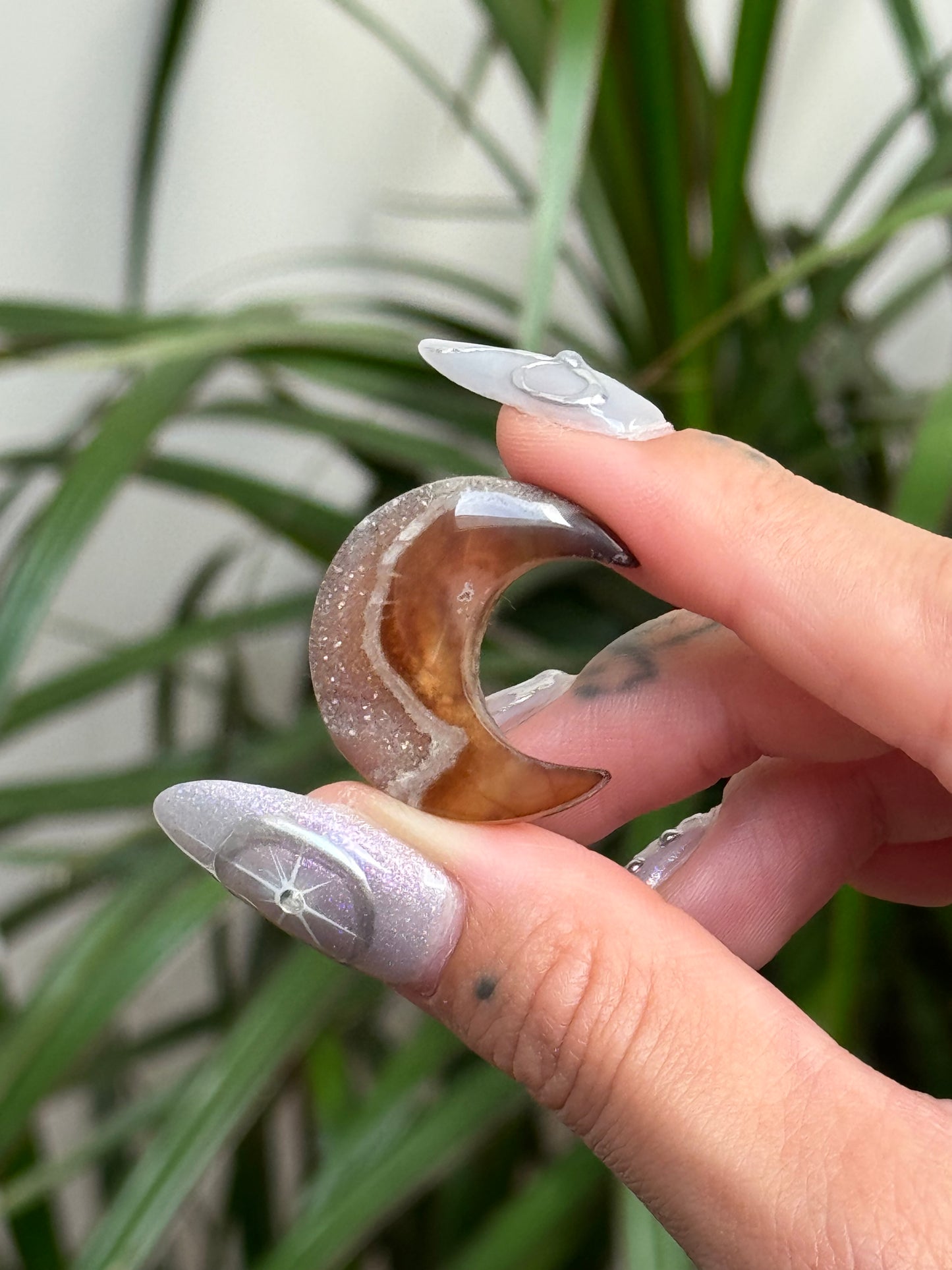 Druzy Agate Mini Moon - A