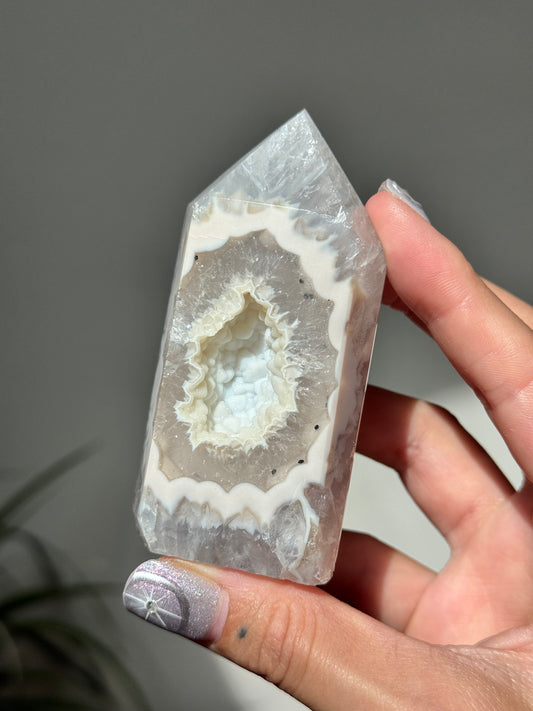 Druzy Agate Tower
