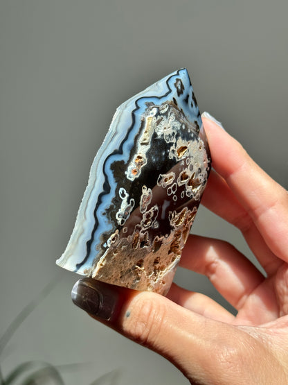 Druzy Agate Banded Tower