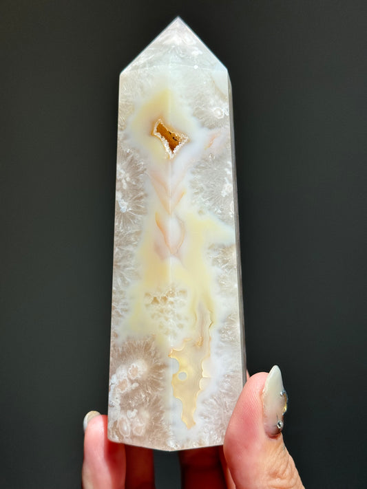 Peachy Flower Agate Tower