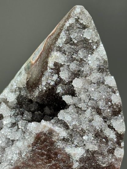 Druzy Agate Freeform on Stand