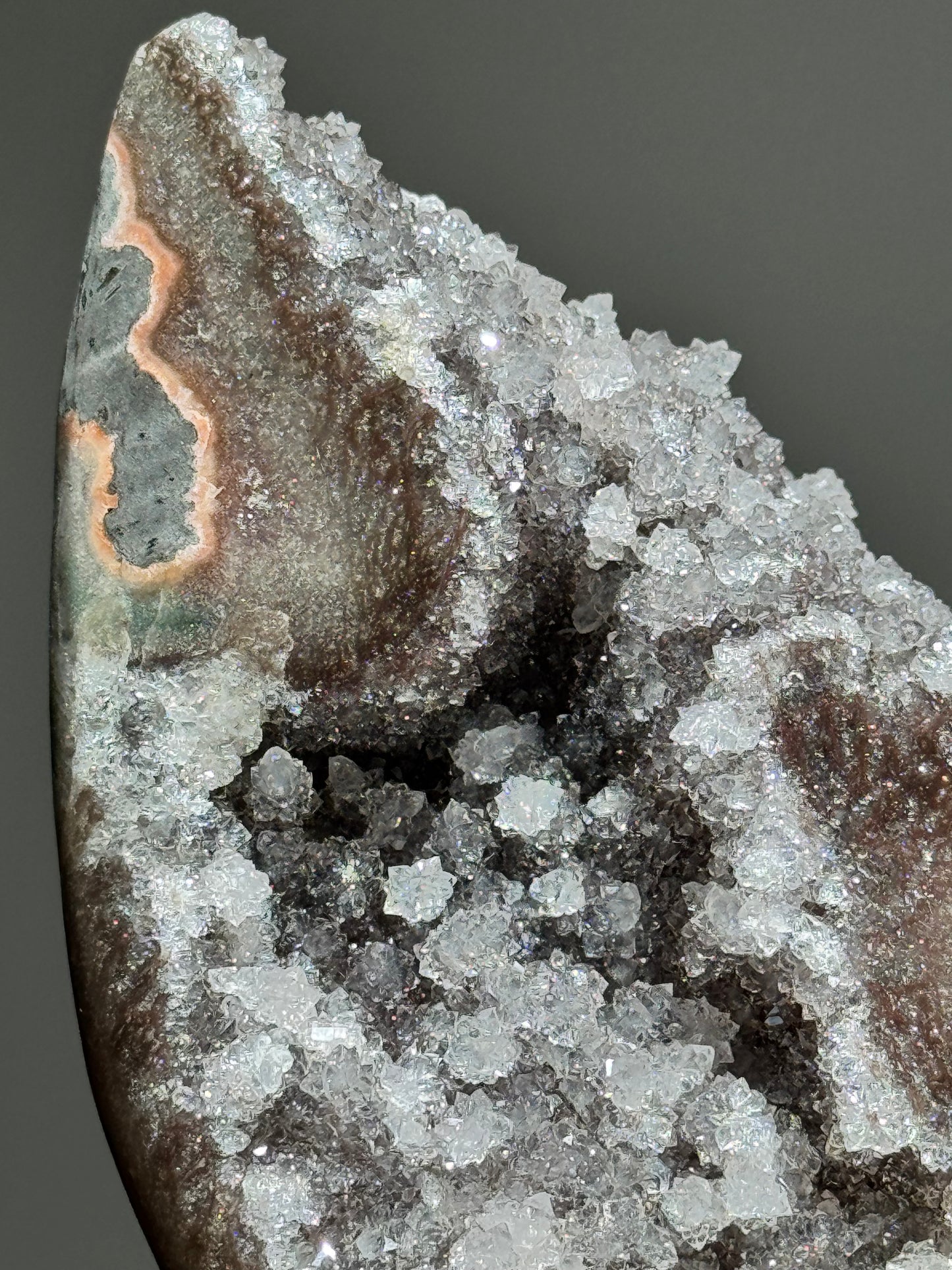 Druzy Agate Freeform on Stand