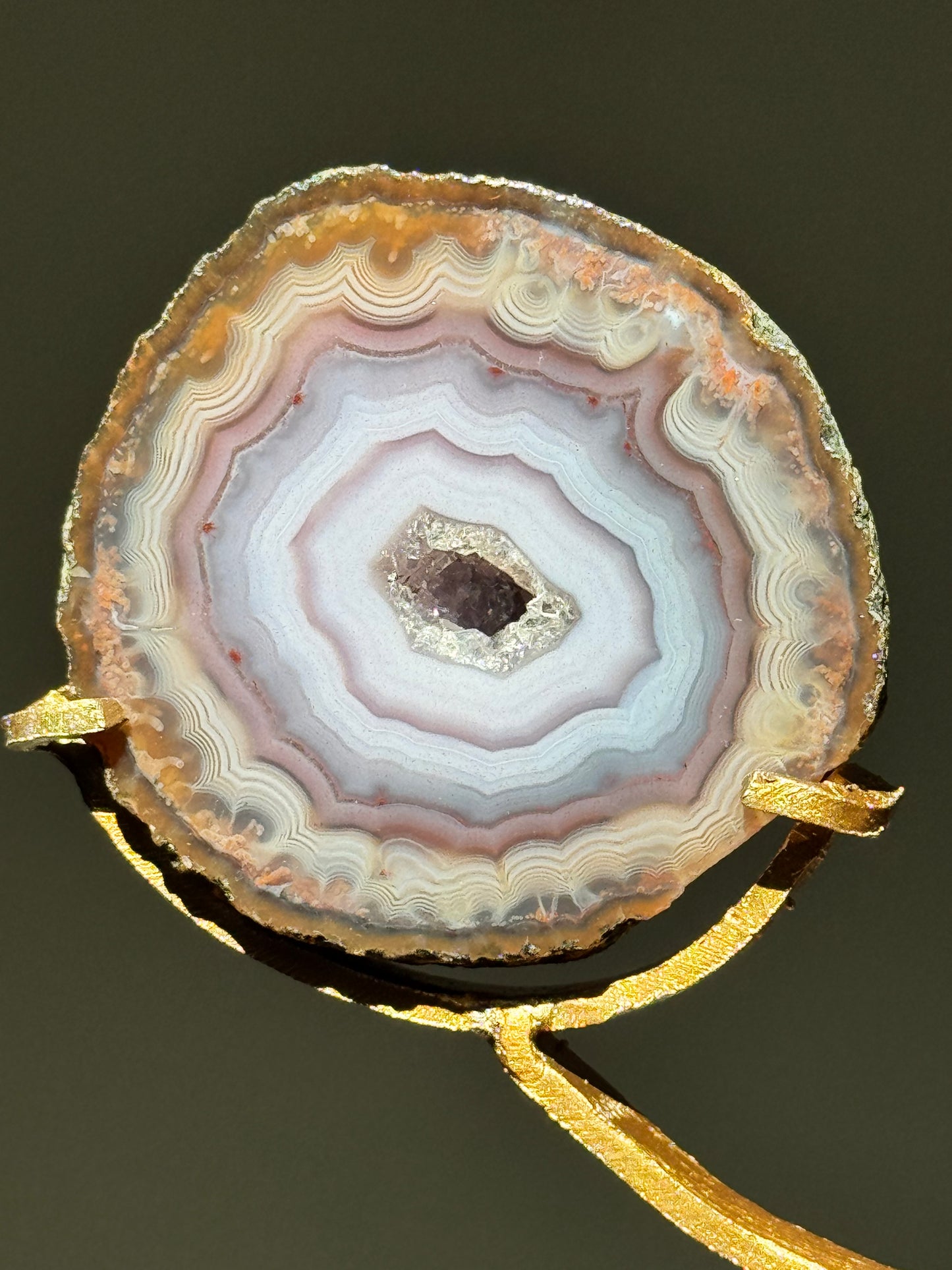 Zhanguo Agate Pairs on Stand