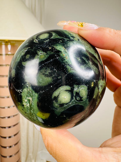 Kambaba Jasper Sphere