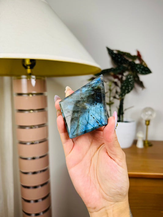 Labradorite Diamond