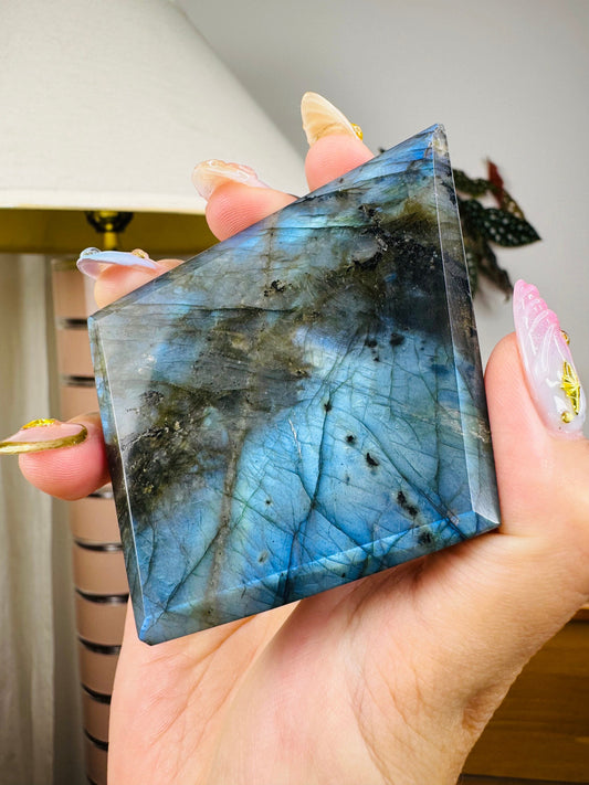Labradorite Diamond