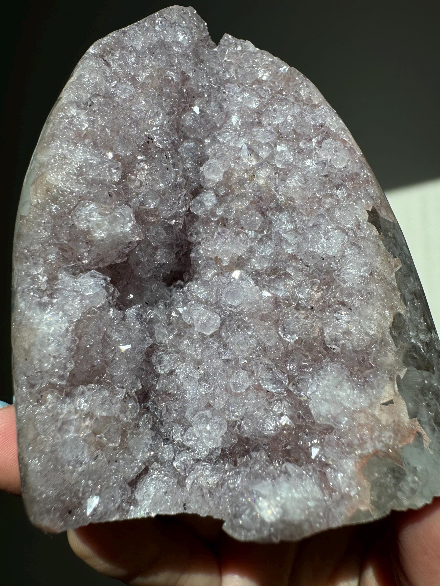 Druzy Lliac/Purple Rainbow Amethyst Cutbase