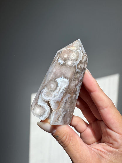 Green Flower Agate Tower