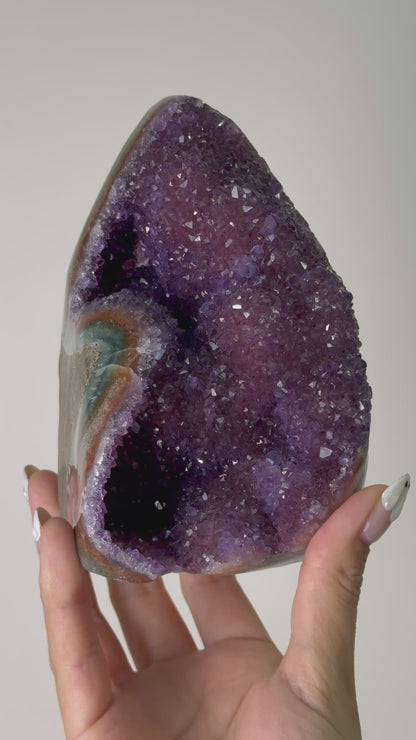 Amethyst Cutbase